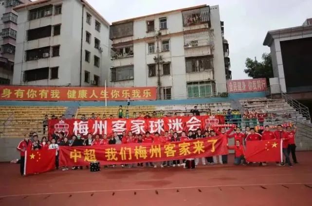 北京市速度滑冰协会技术官员代表来到现场，从中国体育人的角度对电影进行解读